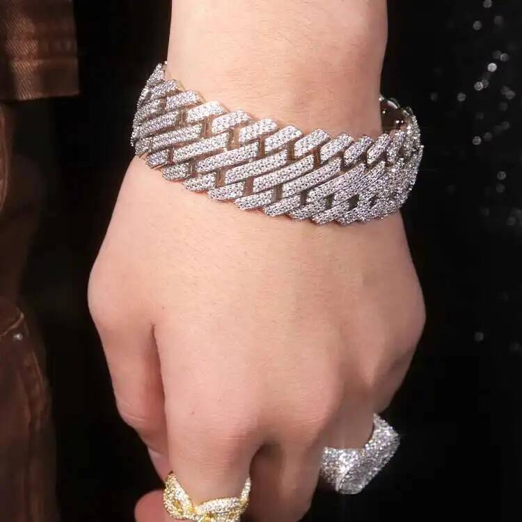 Yu Ying อัญมณีออกแบบที่ไม่ซ้ํา - Vvs Jewelry Watches บทวิจารณ์และราคา